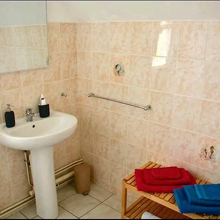 A 10 Minutes De Voiture D'etretat ホームステイ Les Loges
